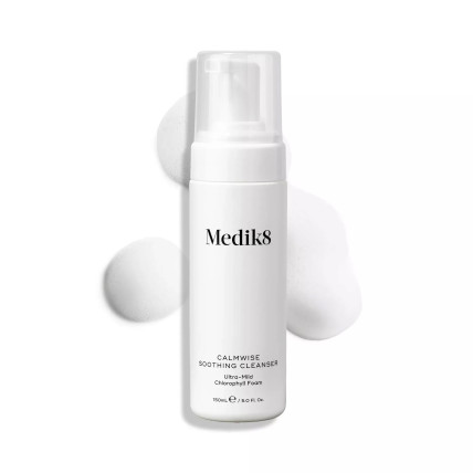 Medik8 Calmwise Soothing Cleanser Очищаюча Пінка Для Чутливої Шкіри 150ml