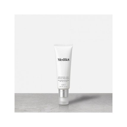 Medik8 Advanced Day Total Protect SPF 30 Антивіковий зволожуючий крем 50ml