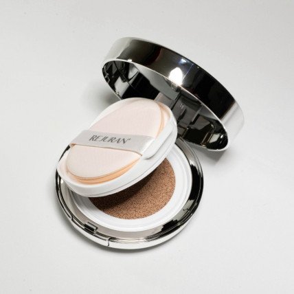 Rejuran SkinGlow Cushion SPF50+ - Кушон для сяйва шкіри Rejuran SkinGlow Cushion SPF50+ 15g